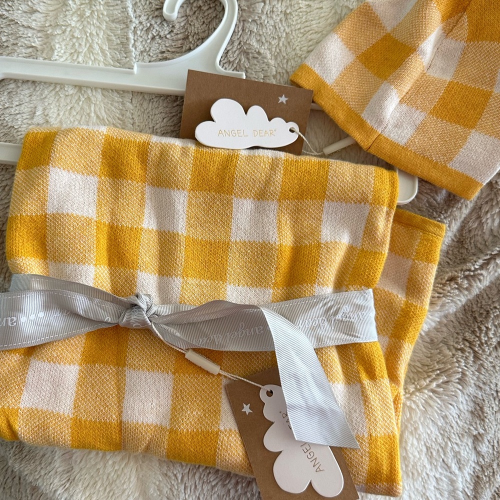 🧡$30 FLASH SALE🧡HP Angel Dear Knit Blanket & Hat NWT - Picture 2 of 2